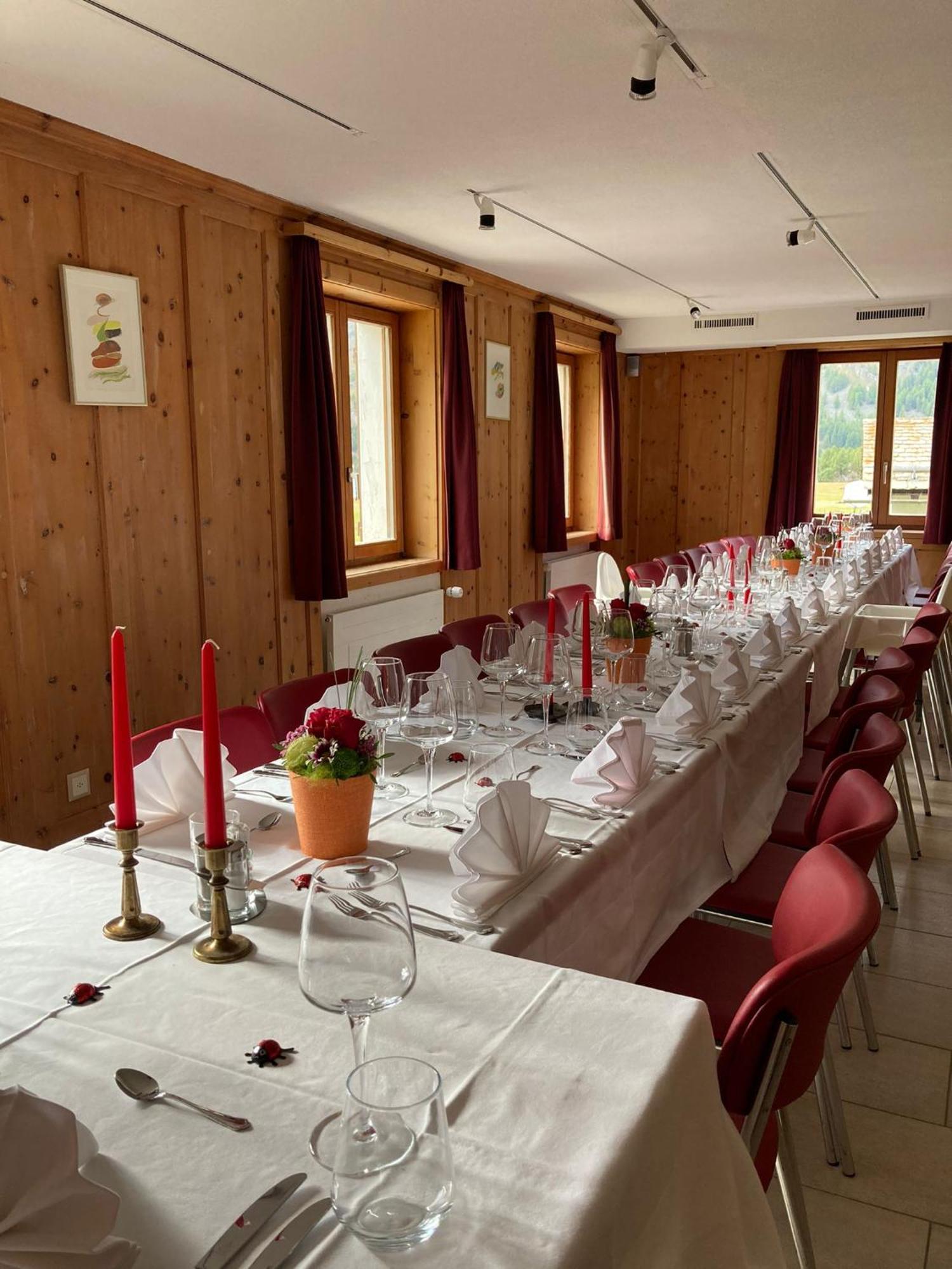 Hotel Ristorante Lagrev Малоя Екстериор снимка